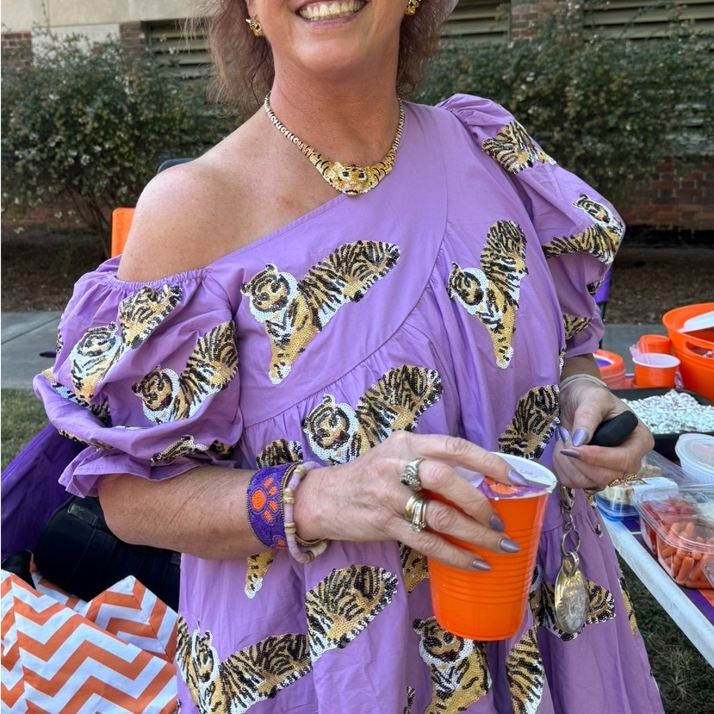 Queen of sparkles lavender tiger sequin dress size large